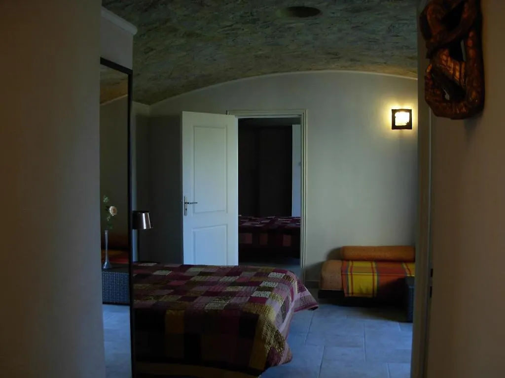 Mas De La Coste Bed & Breakfast Fayence