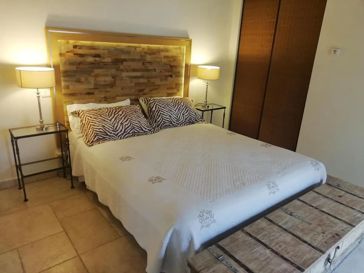 Mas De La Coste Bed & Breakfast Fayence