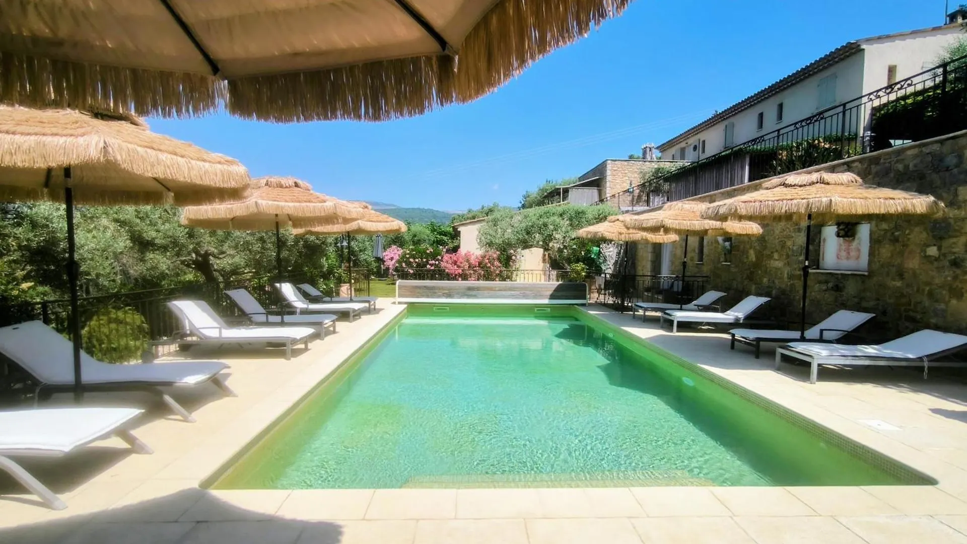 Mas De La Coste Bed & Breakfast Fayence