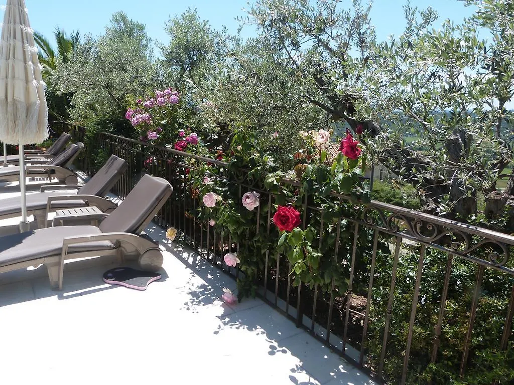Mas De La Coste Bed & Breakfast Fayence